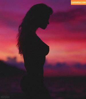 MAVRIN Magazine photo #0263