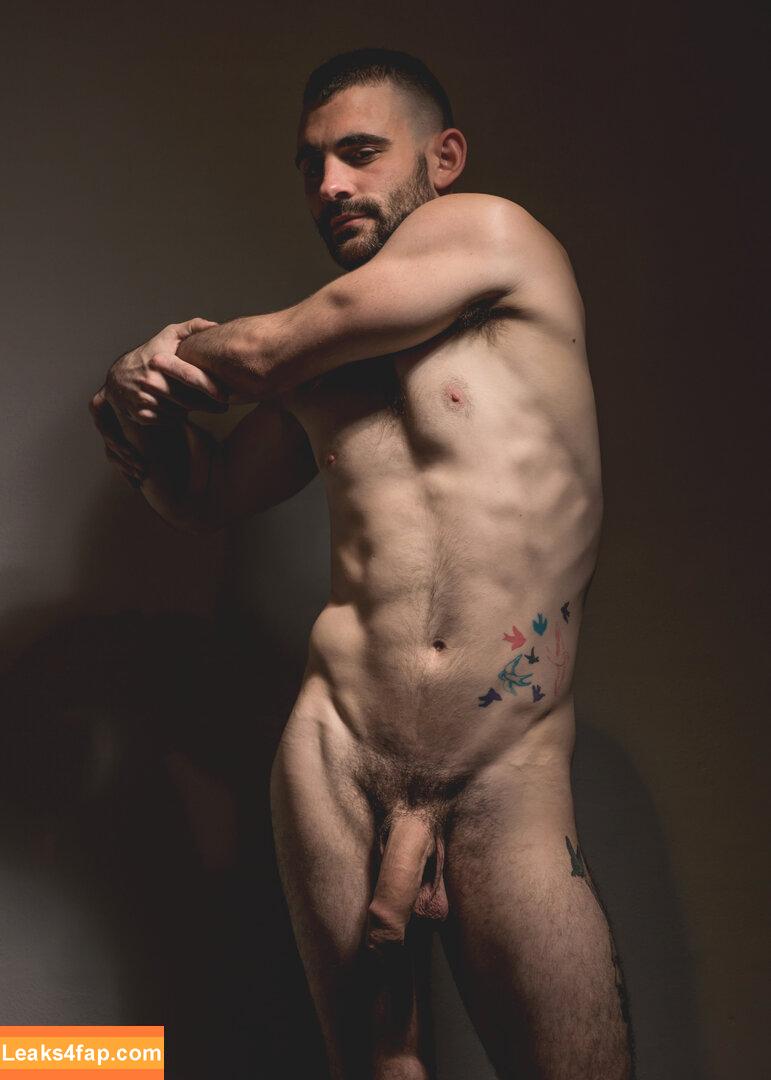 maxarionxxx / maxarion_thepony leaked photo photo #0004