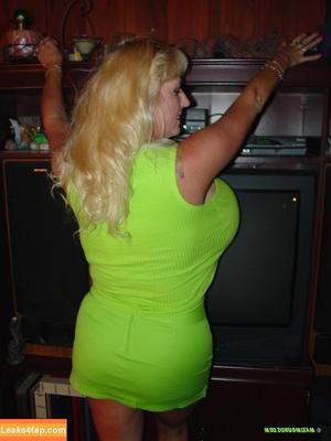 Maxi Mounds photo #0852