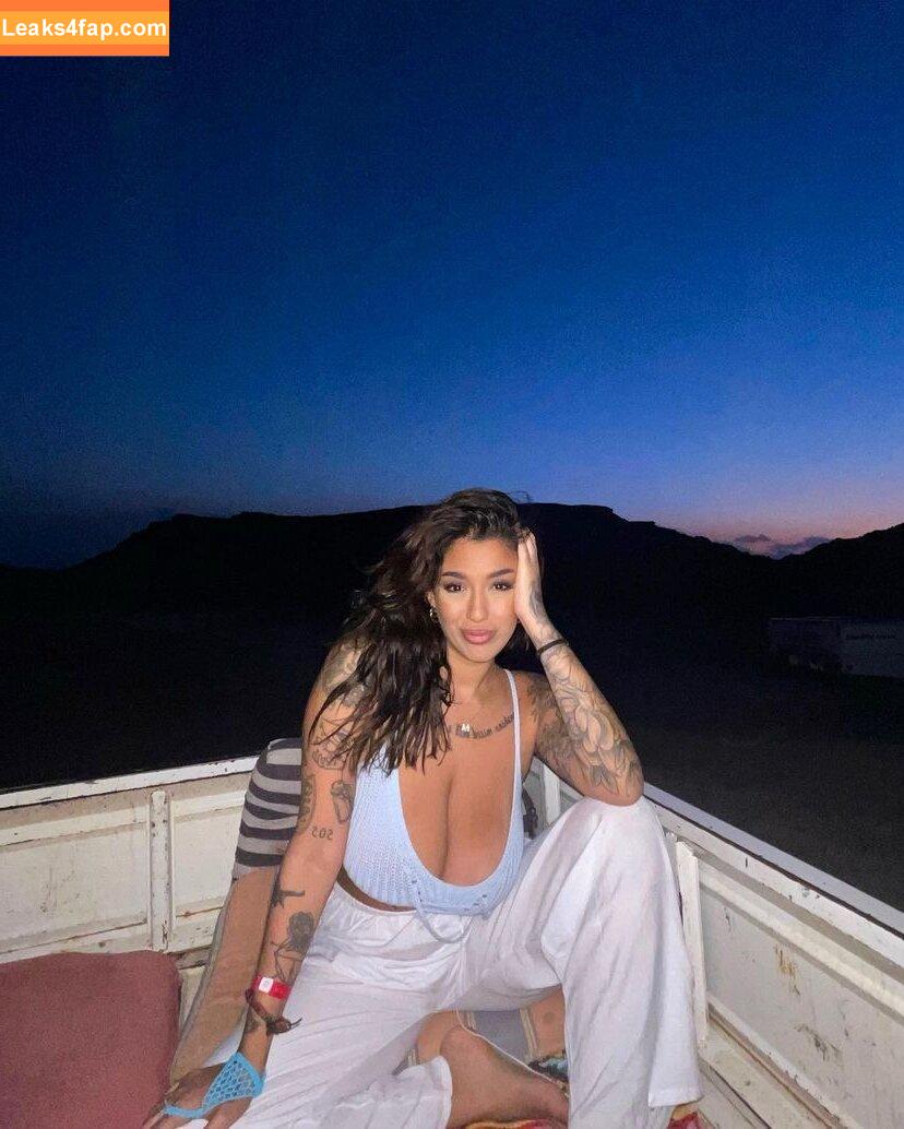 May Bakshi / maybakshi_ leaked photo photo #0117