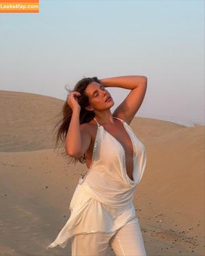 May Ridts photo #0066