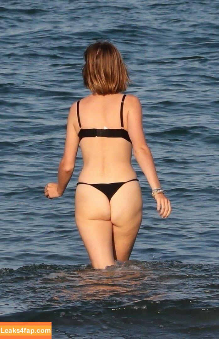 Maya Hawke / maya_hawke / neohawk2 leaked photo photo #0021