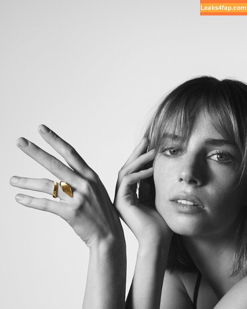 Maya Hawke / maya_hawke / neohawk2 leaked photo photo #0069