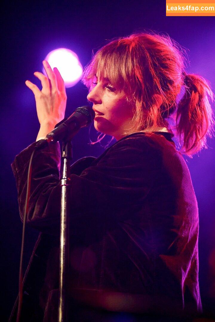 Maya Hawke / maya_hawke / neohawk2 leaked photo photo #0110