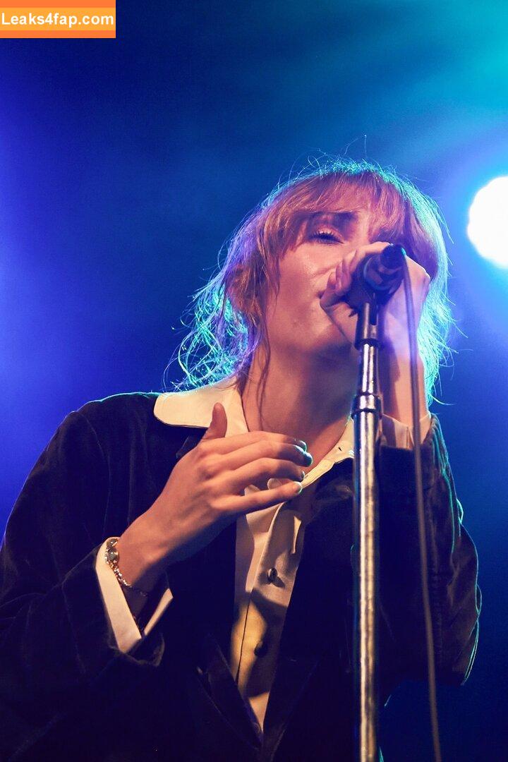 Maya Hawke / maya_hawke / neohawk2 слитое фото фото #0112