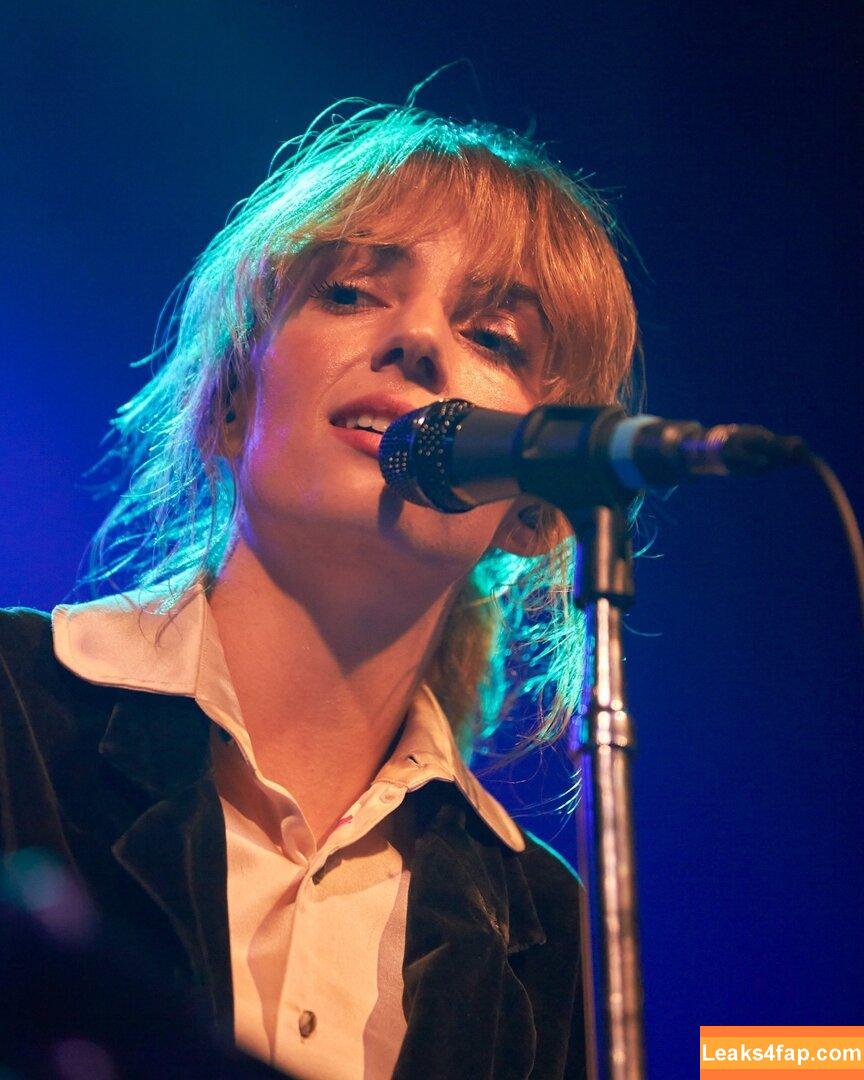 Maya Hawke / maya_hawke / neohawk2 leaked photo photo #0113