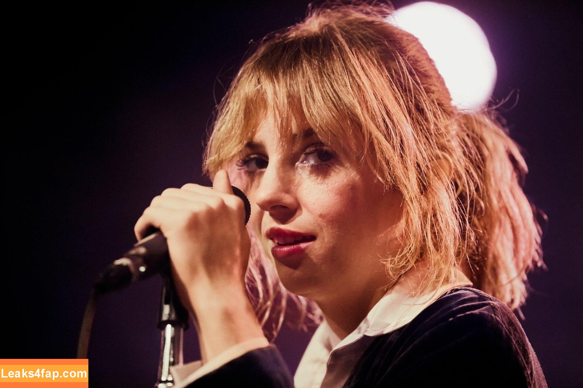 Maya Hawke / maya_hawke / neohawk2 leaked photo photo #0117