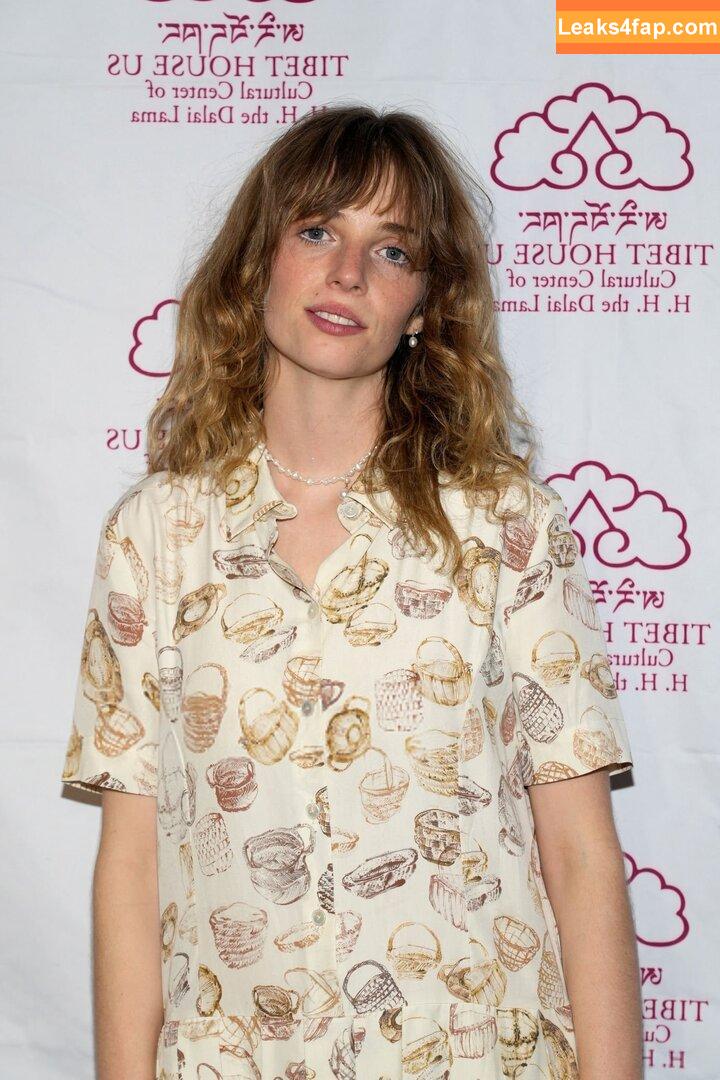 Maya Hawke / maya_hawke / neohawk2 leaked photo photo #0208