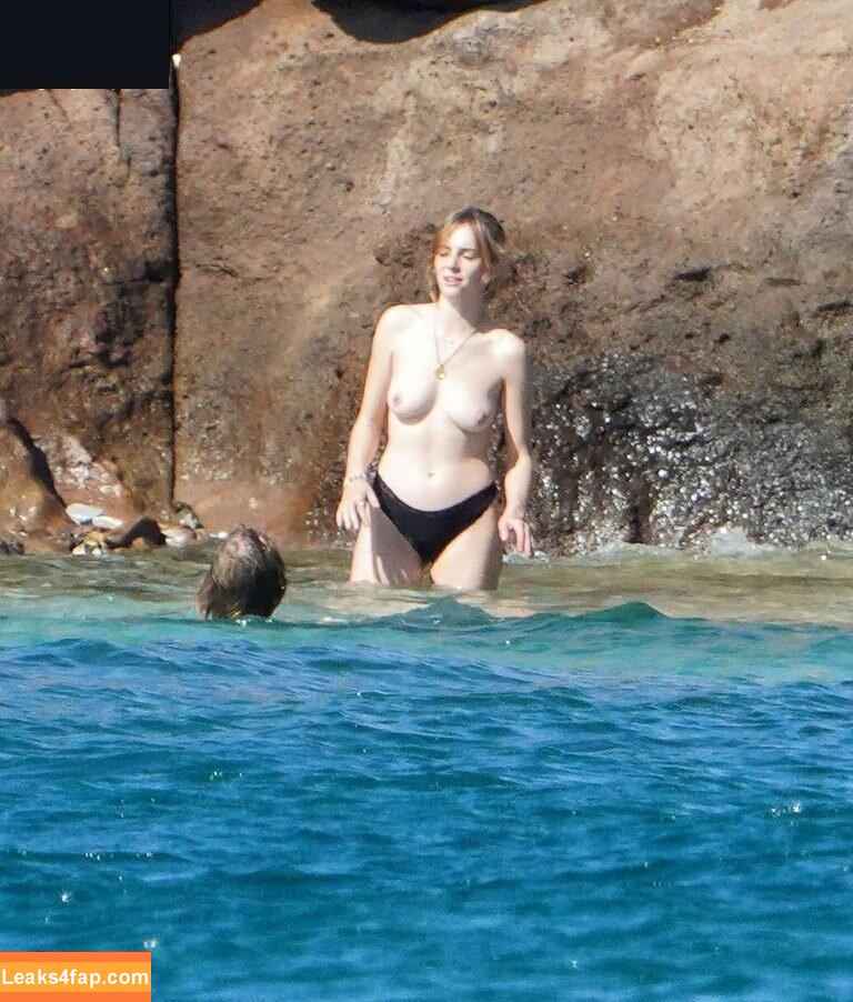 Maya Hawke / maya_hawke / neohawk2 leaked photo photo #0232