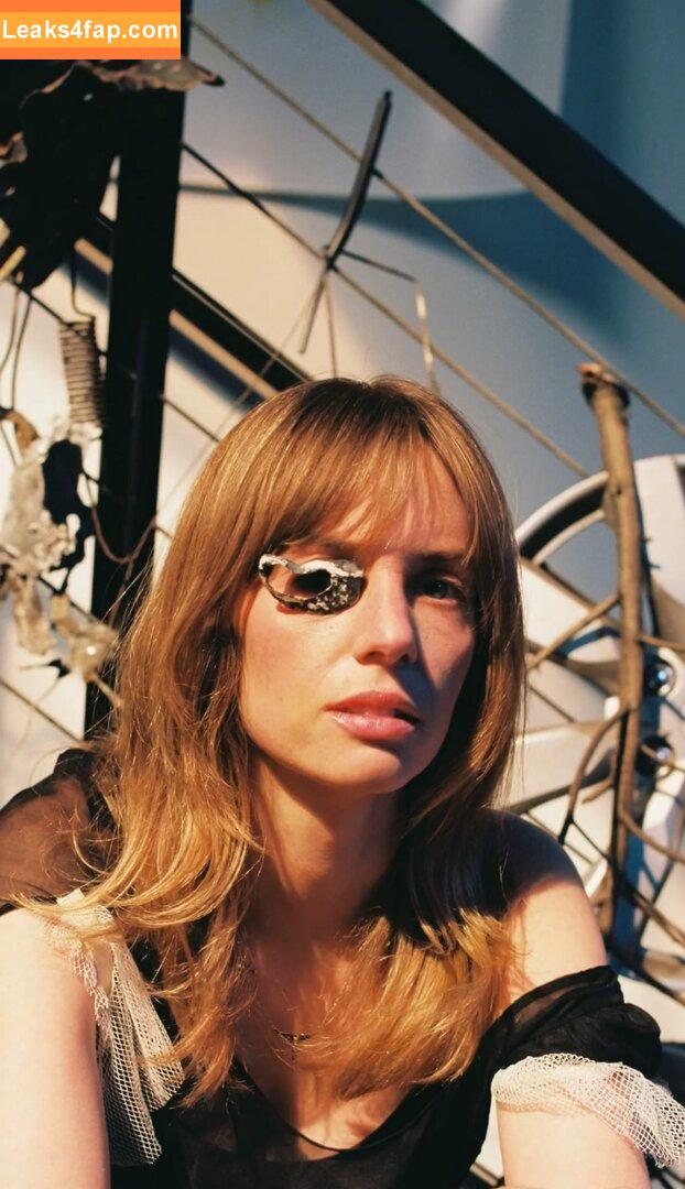 Maya Hawke / maya_hawke / neohawk2 leaked photo photo #0266