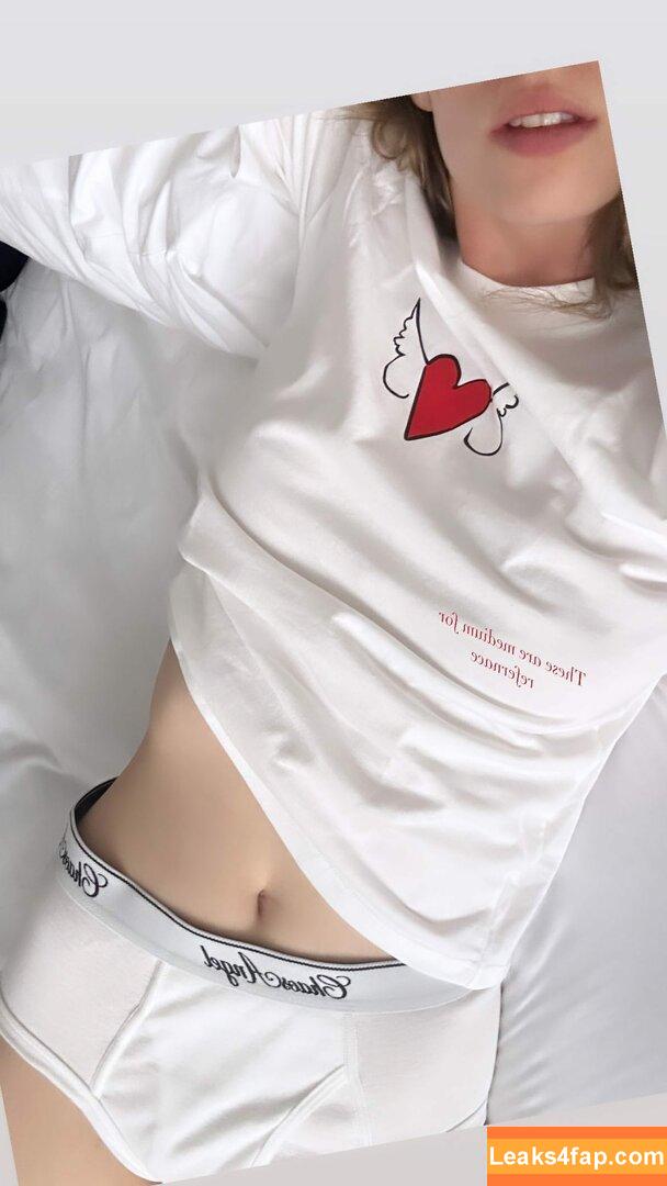 Maya Hawke / maya_hawke / neohawk2 leaked photo photo #0341