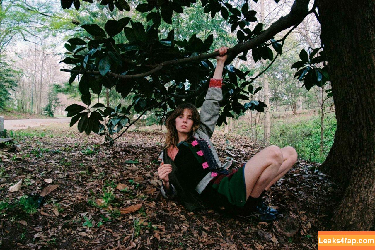 Maya Hawke / maya_hawke / neohawk2 leaked photo photo #0349