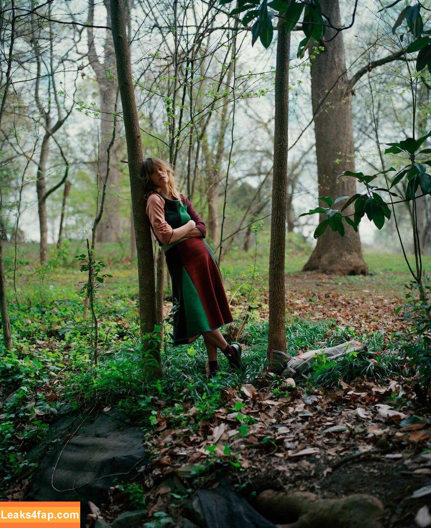 Maya Hawke / maya_hawke / neohawk2 leaked photo photo #0354