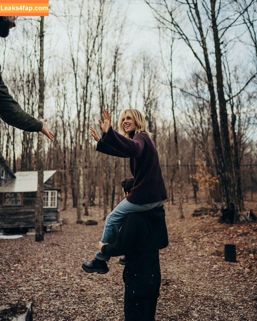 Maya Hawke / maya_hawke / neohawk2 leaked photo photo #0358