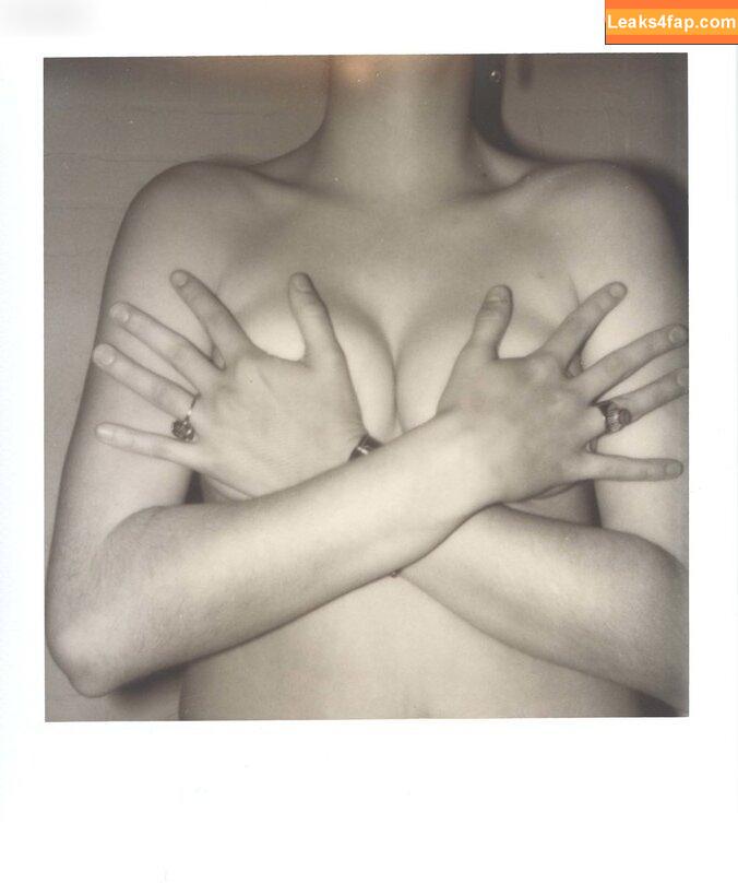 Maya Hawke / maya_hawke / neohawk2 leaked photo photo #0370