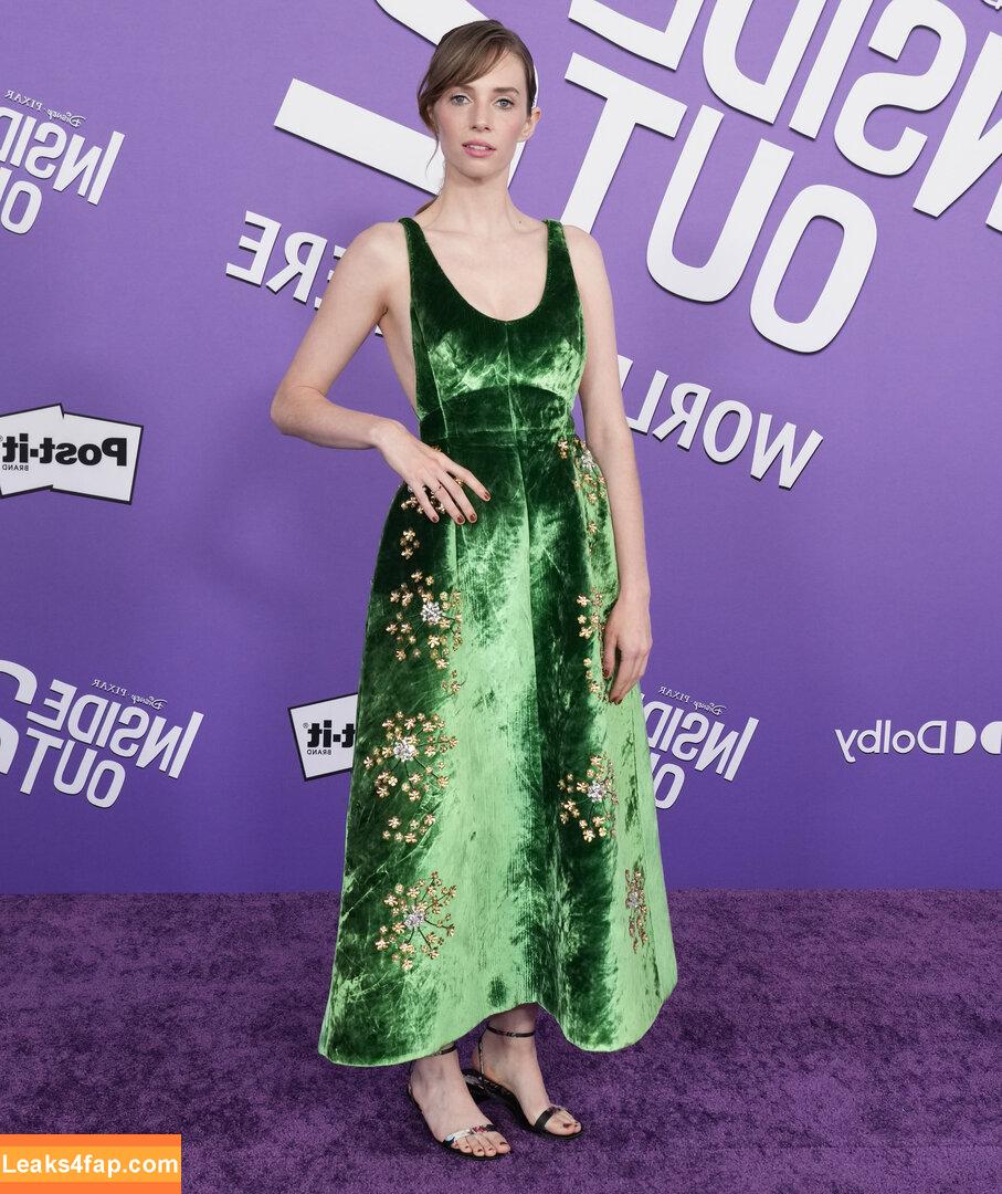 Maya Hawke / maya_hawke / neohawk2 leaked photo photo #0422