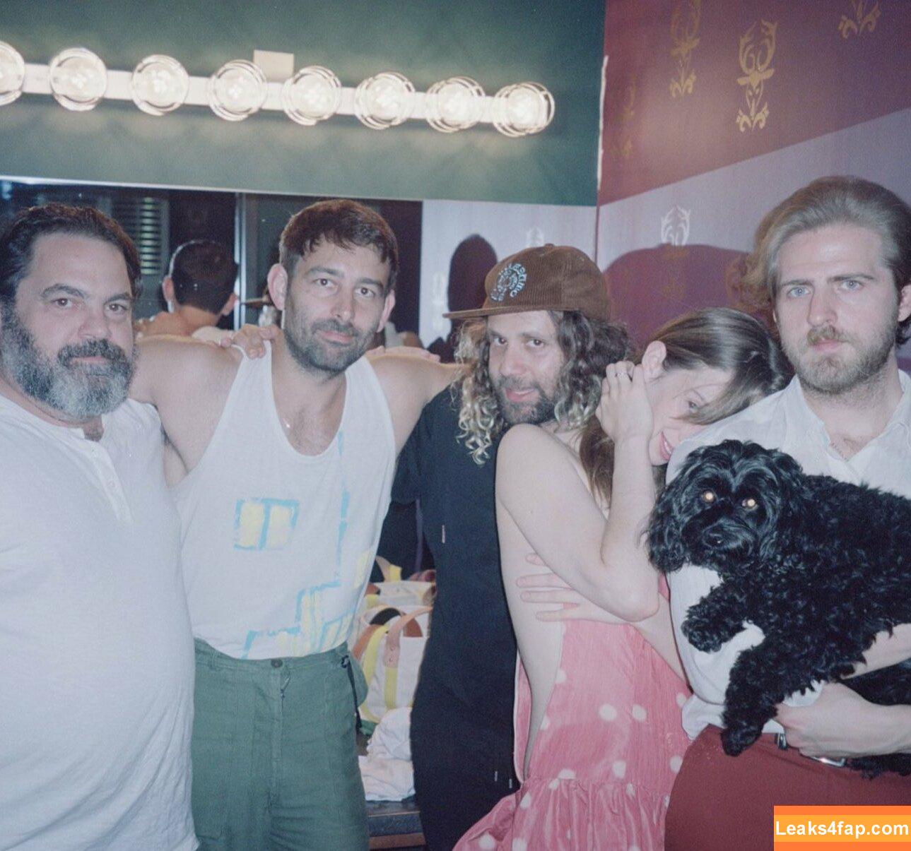 Maya Hawke / maya_hawke / neohawk2 leaked photo photo #0433