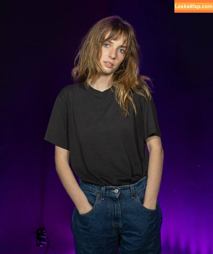 Maya Hawke / maya_hawke / neohawk2 leaked photo photo #0483
