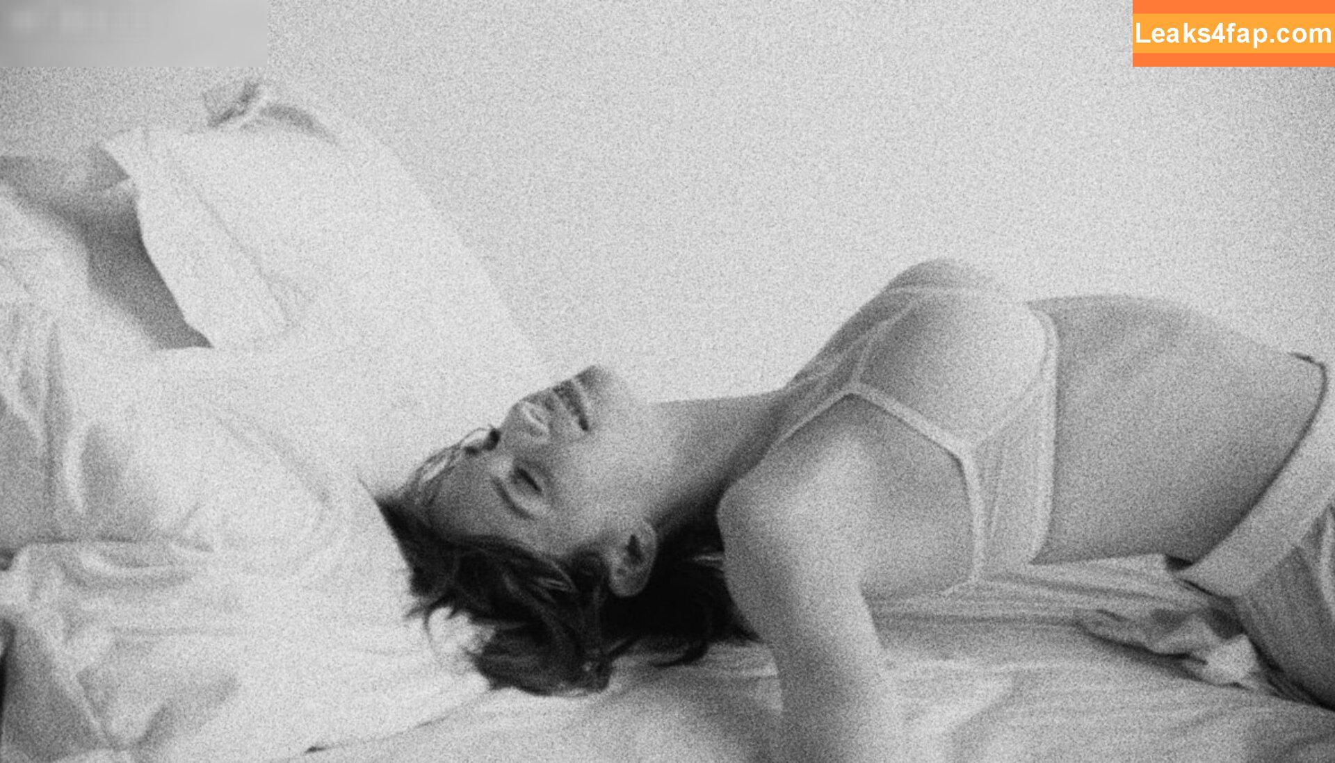 Maya Hawke / maya_hawke / neohawk2 leaked photo photo #0512