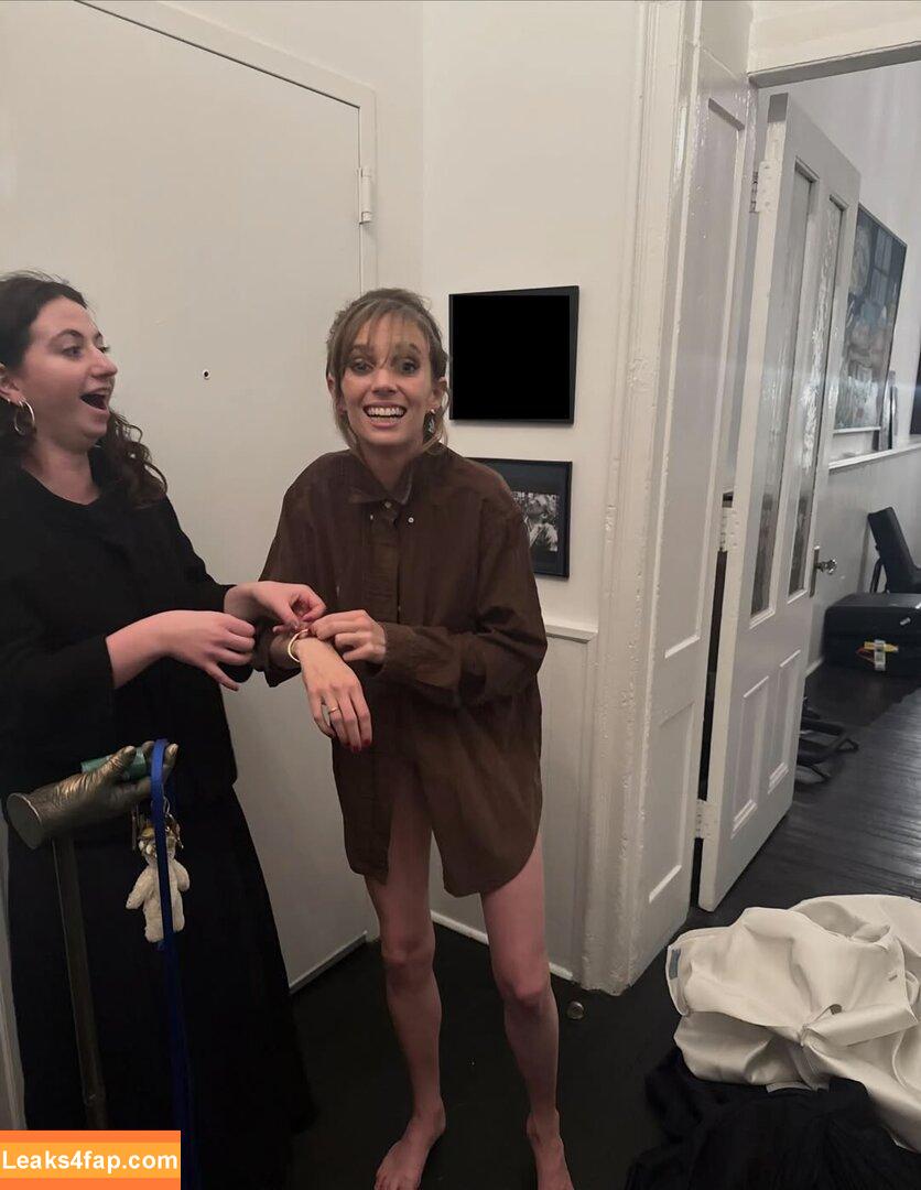 Maya Hawke / maya_hawke / neohawk2 leaked photo photo #0926