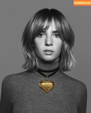 Maya Hawke photo #0067