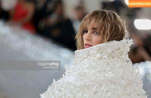 Maya Hawke photo #0104