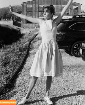 Maya Hawke photo #0245