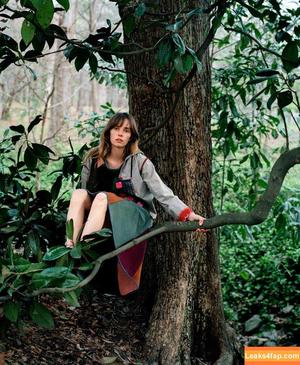Maya Hawke photo #0352