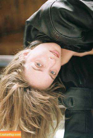 Maya Hawke photo #0366