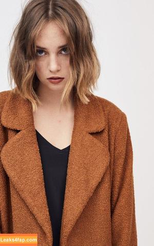 Maya Hawke photo #0395