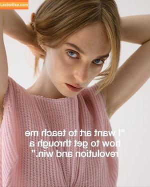 Maya Hawke фото #0900