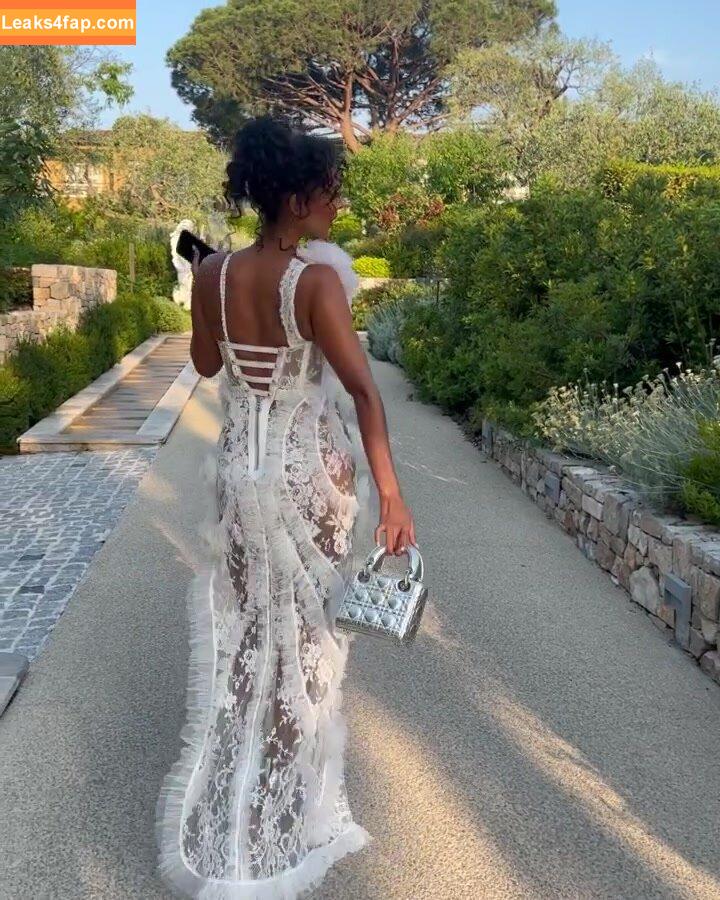 Maya Jama / mayajama слитое фото фото #0318