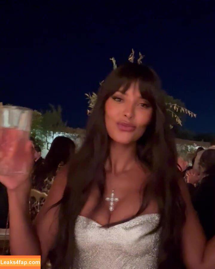 Maya Jama / mayajama слитое фото фото #0371