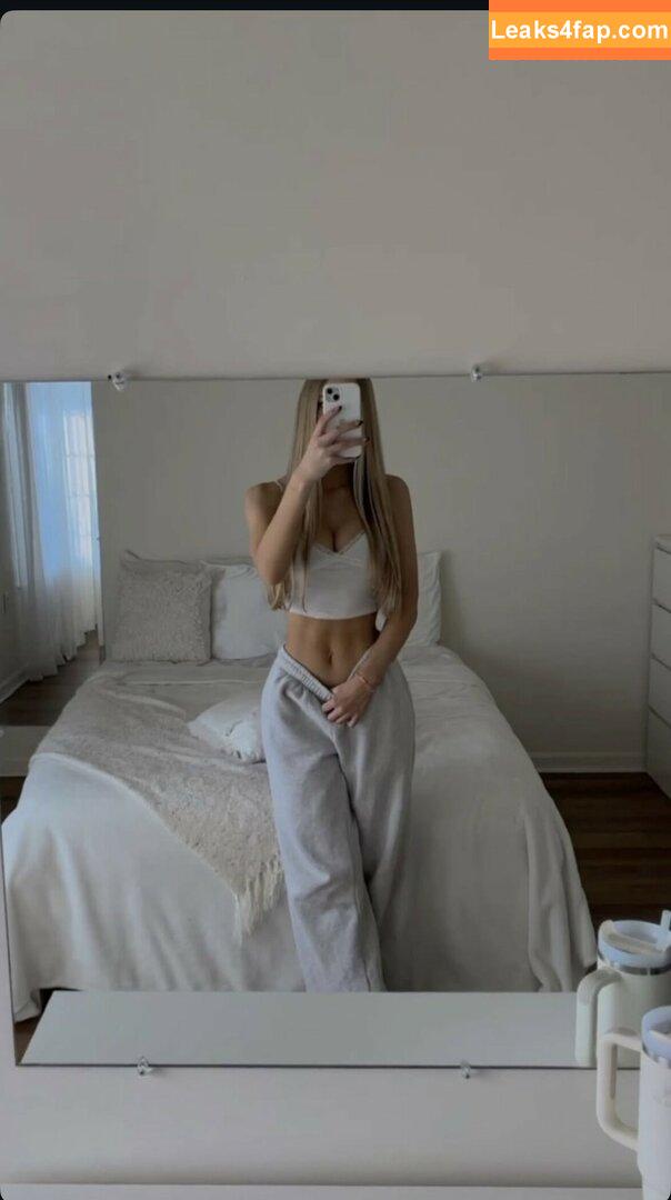 maya.zrv / monamarie leaked photo photo #0031