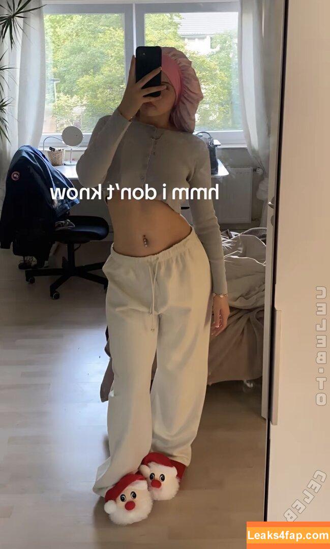 mayaa.zr / mayaa.zrr leaked photo photo #0017