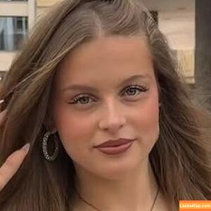 mayaa.zr / mayaa.zrr leaked photo photo #0026