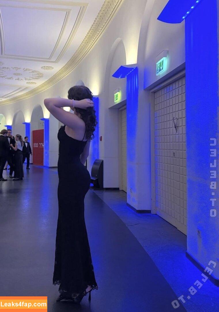 mayaa.zr / mayaa.zrr leaked photo photo #0042