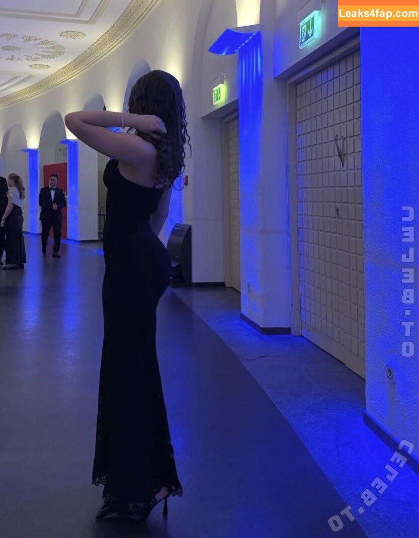 mayaa.zr / mayaa.zrr leaked photo photo #0043