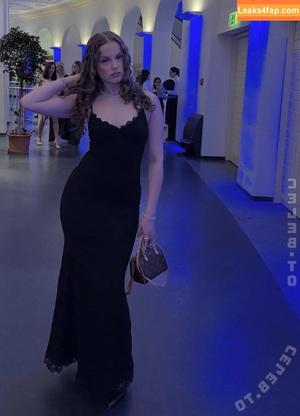 mayaa.zr photo #0039