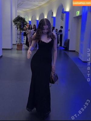 mayaa.zr photo #0040