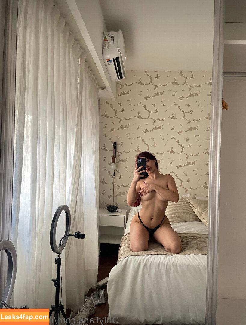 mayaraaee / isaswan11 / maya / mayaraeee leaked photo photo #0102