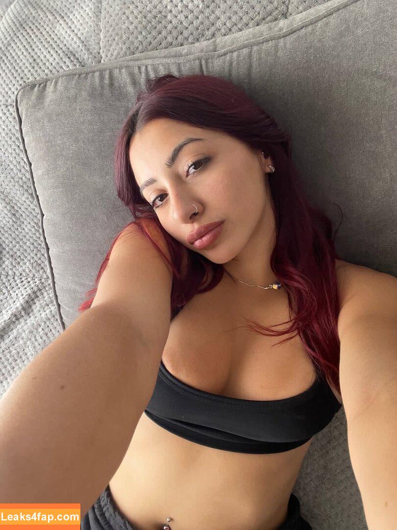 mayaraaee / isaswan11 / maya / mayaraeee leaked photo photo #0151
