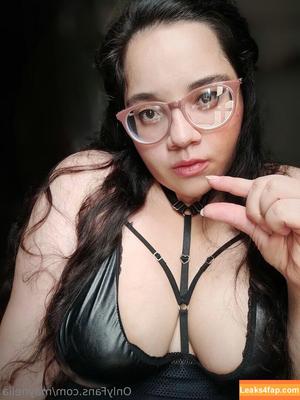maynelia photo #0030