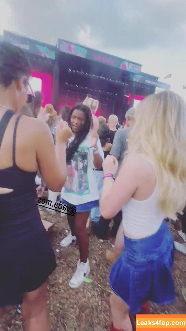 Mckenna Grace / mckennagrace / mckennagraceful leaked photo photo #0028