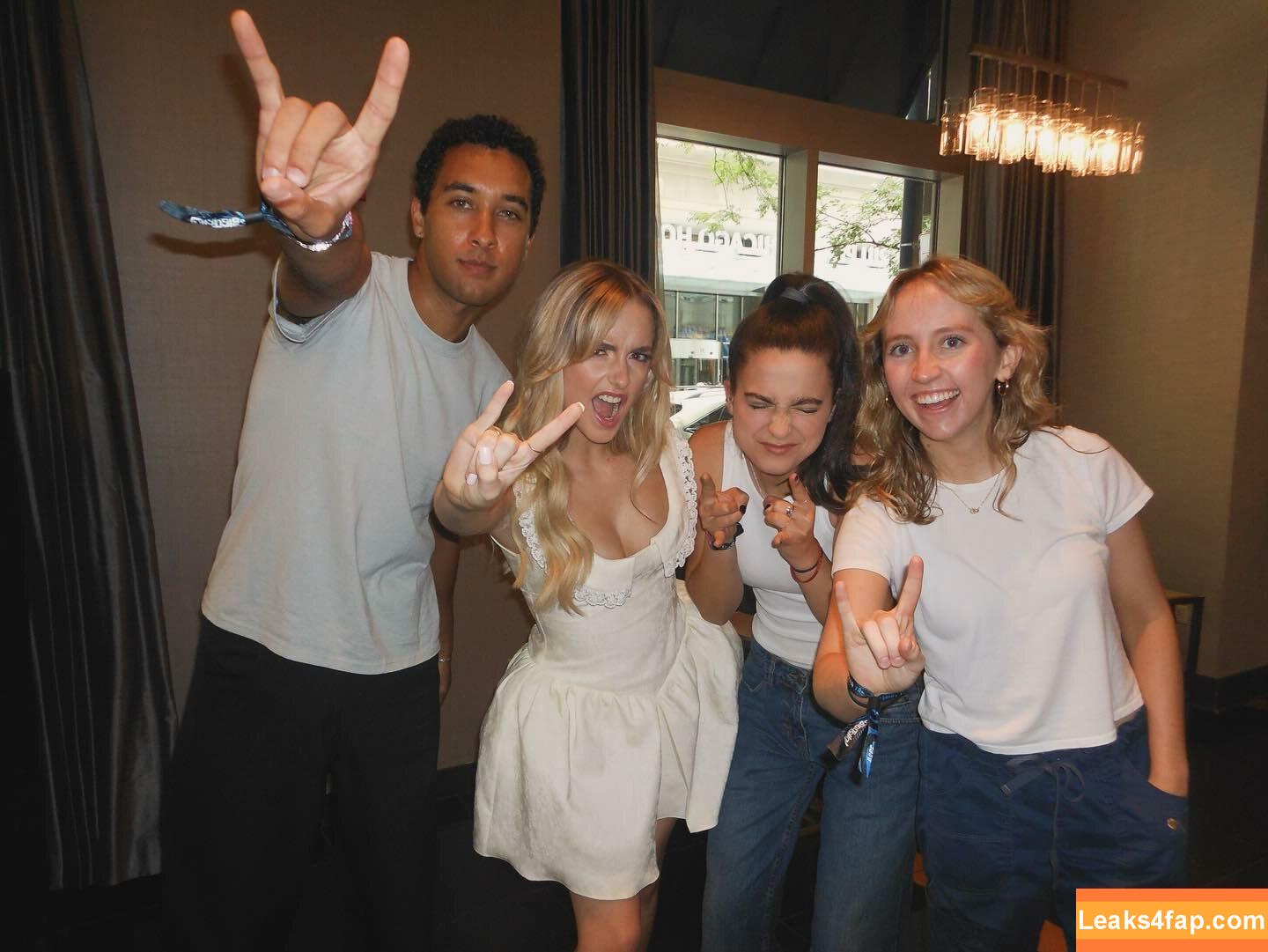 Mckenna Grace / mckennagrace / mckennagraceful leaked photo photo #0041