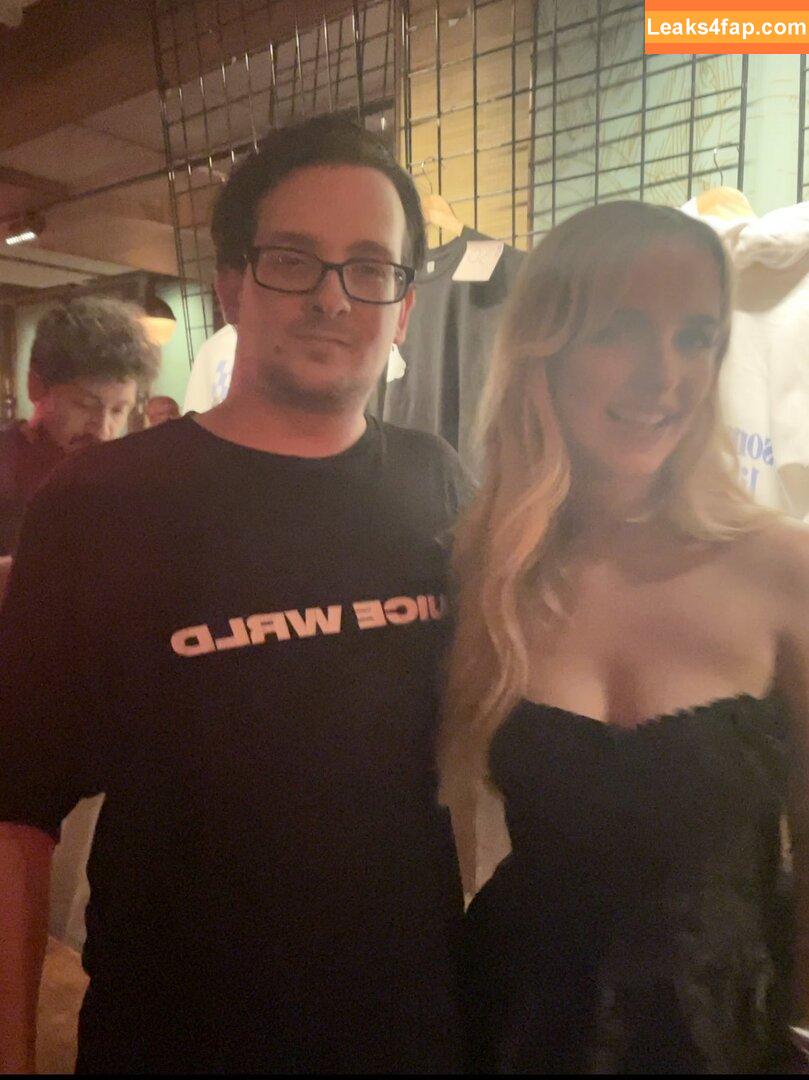 Mckenna Grace / mckennagrace / mckennagraceful leaked photo photo #0054