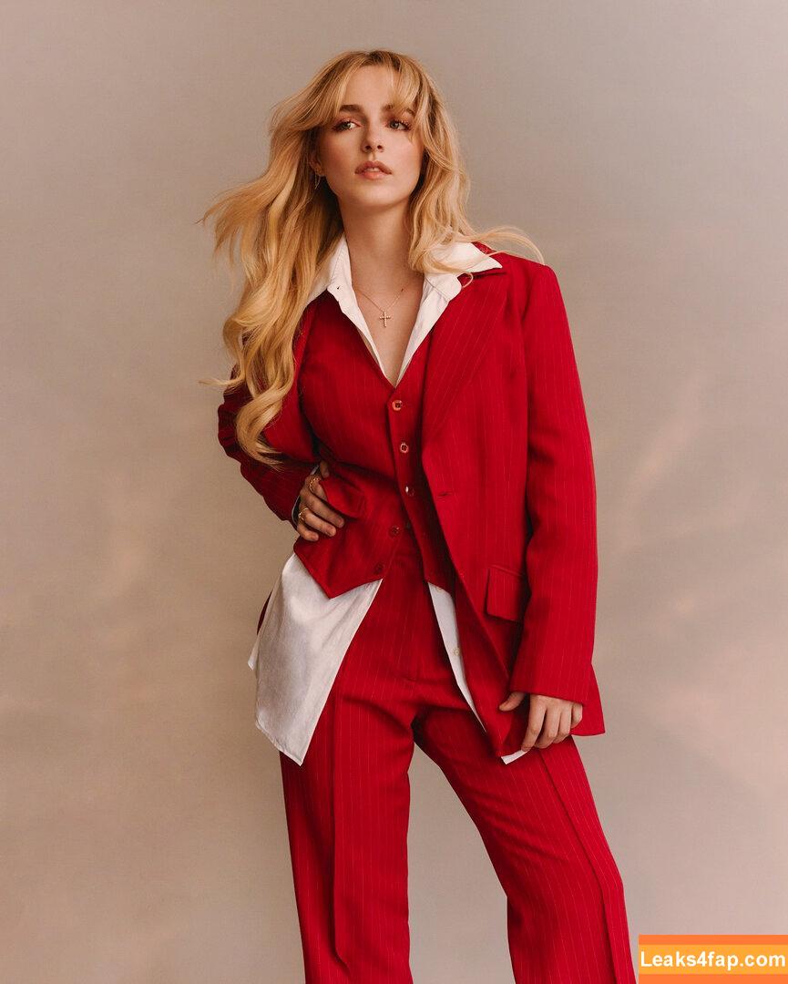 Mckenna Grace / mckennagrace / mckennagraceful leaked photo photo #0194