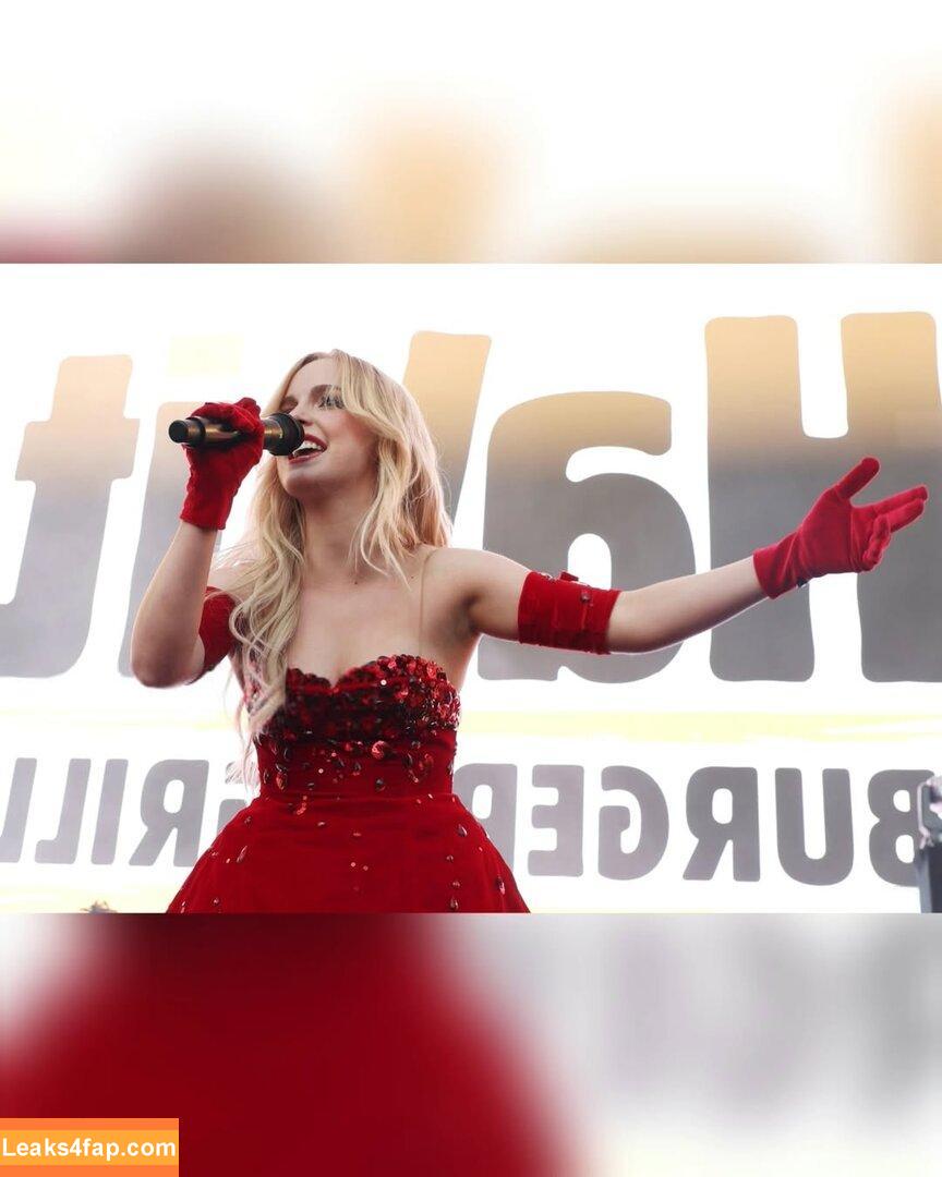 Mckenna Grace / mckennagrace / mckennagraceful leaked photo photo #0323