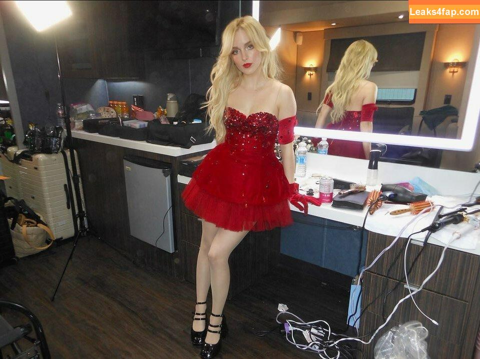 Mckenna Grace / mckennagrace / mckennagraceful leaked photo photo #0346
