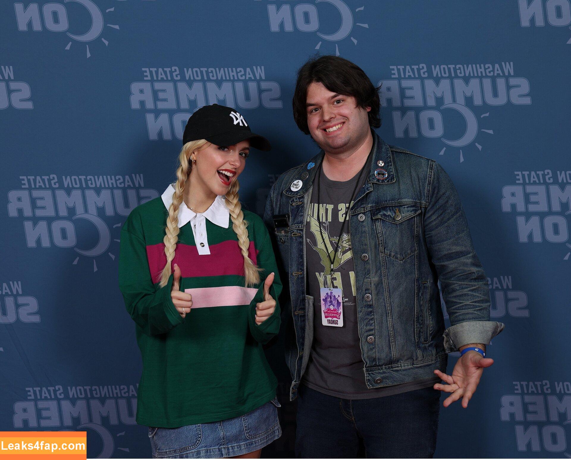 Mckenna Grace / mckennagrace / mckennagraceful leaked photo photo #0555